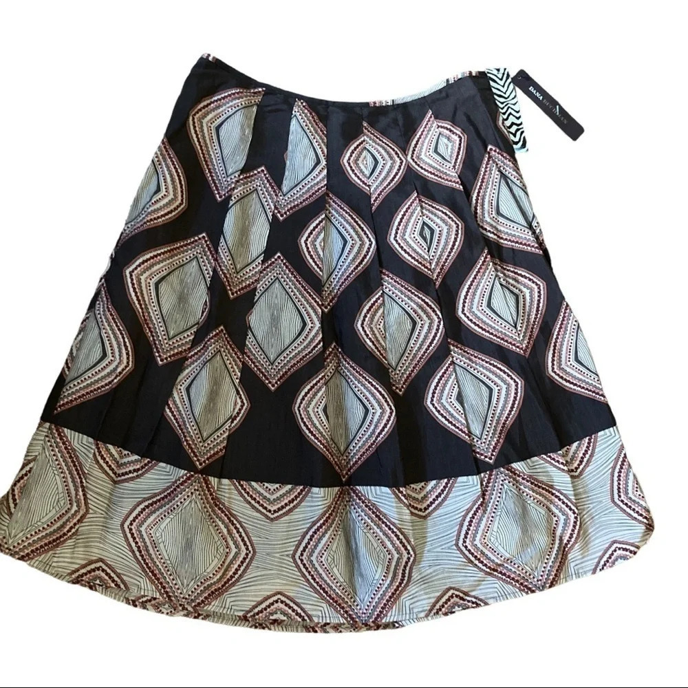 Dana Buchman Global Fusion Pleated Skirt Sz: 4